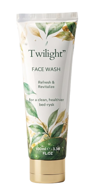 Twilight Cosmetics Face Wash 2
